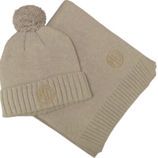 5768 - OATMEAL SCARF AND HAT SET